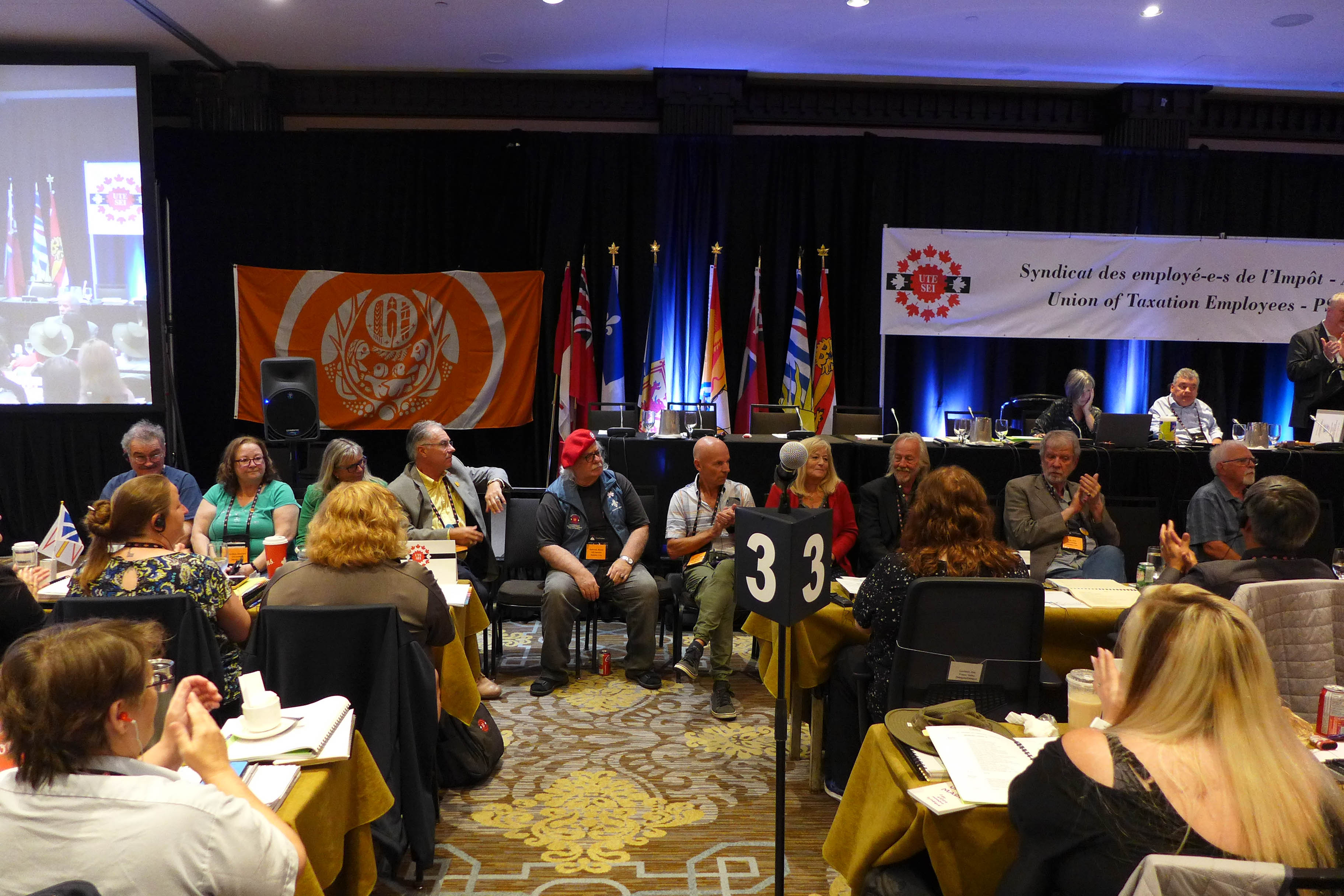 Presentation of the Life and Honorary Members