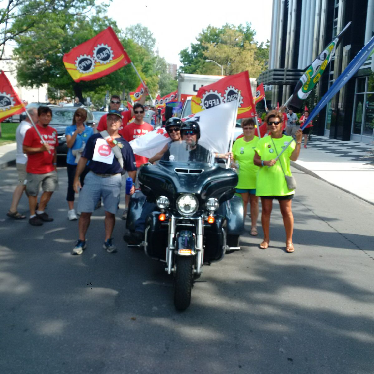National President Robert Campbell with Gesine Campbell, President of Local 70010