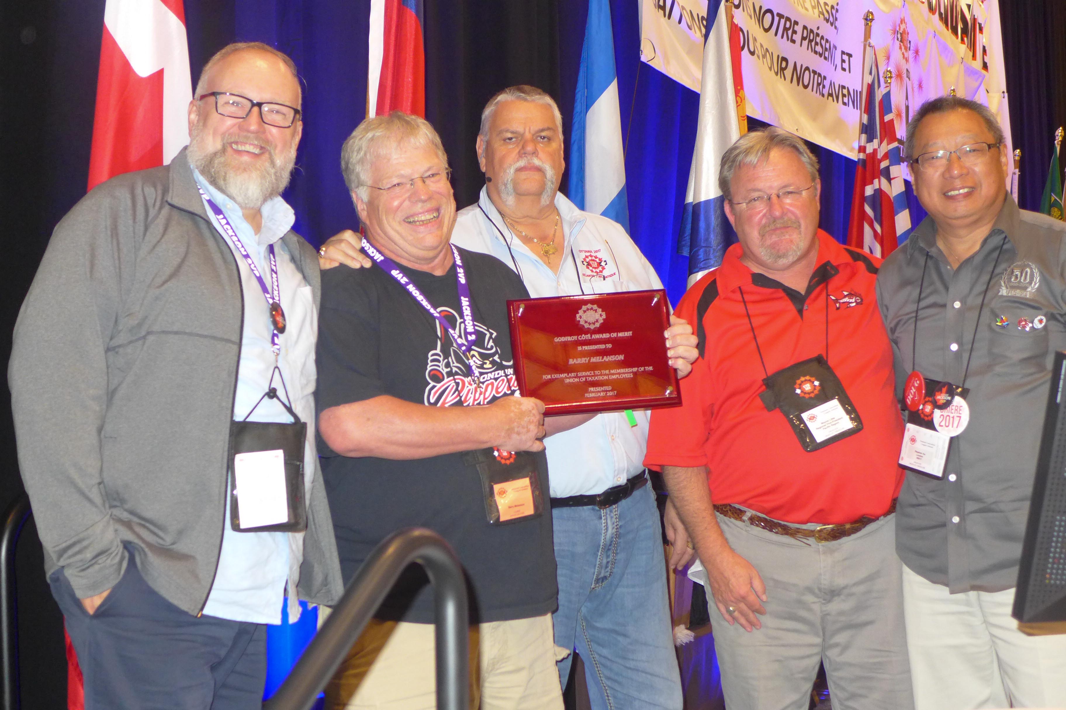 Barry Melanson receives the Godfroy Côté Award